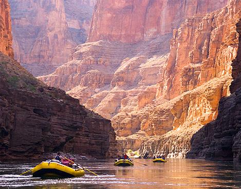 Rafting through the gorge