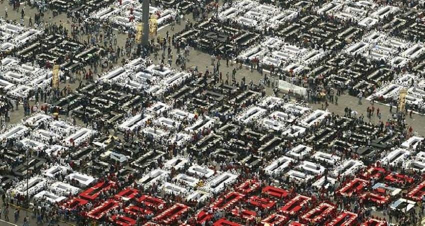 The World's largest chess match