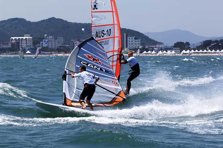 windsurfing_3.jpg