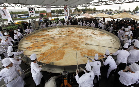 The world's largest omelette